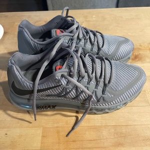 Nike Mens Size 10.5 AirMax 2015 - Wolf Grey/Black
